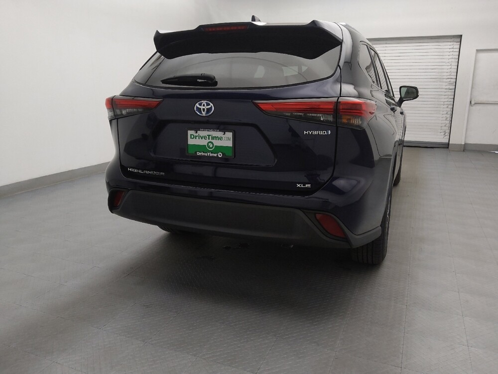2021 Toyota Highlander in Greensboro, NC 27407 - 18075272 7