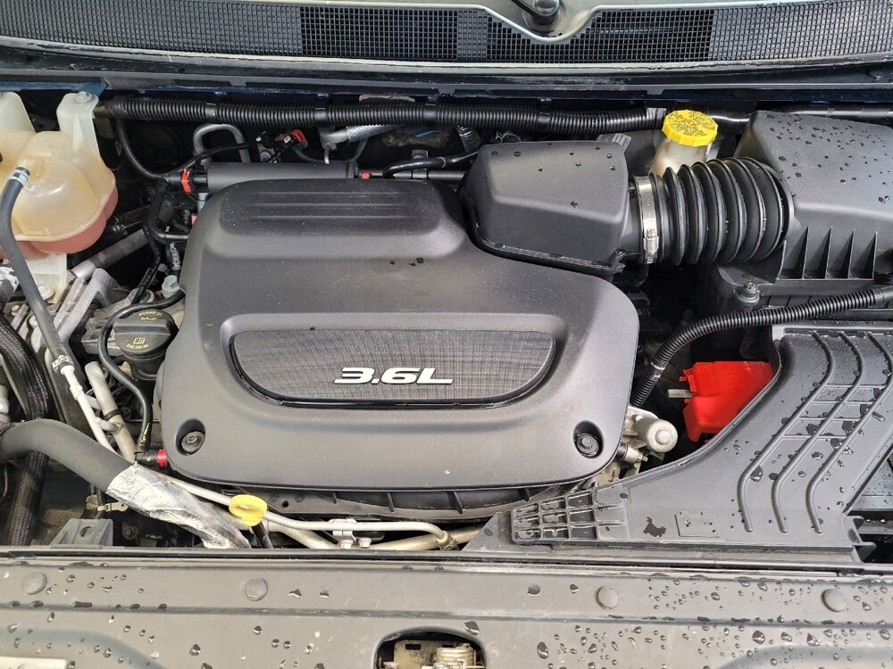 2017 Chrysler Pacifica in Fairfield, OH 45014 - 18075281 30