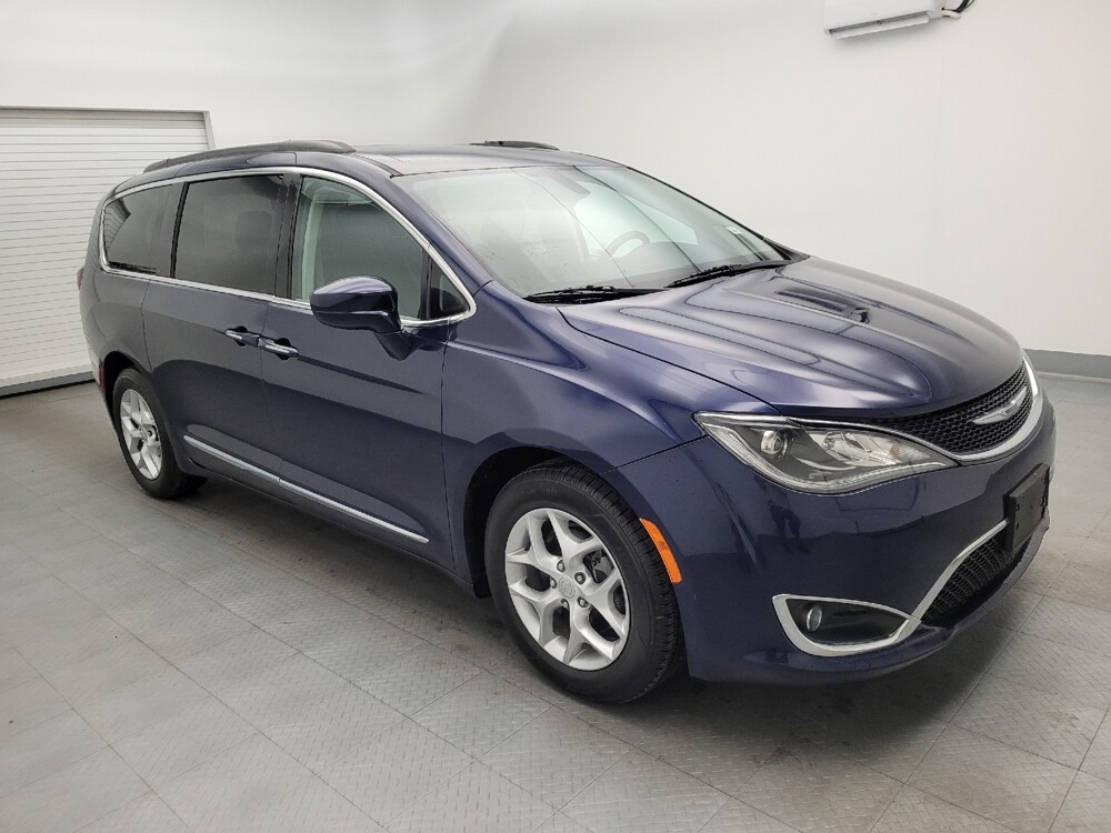 2017 Chrysler Pacifica in Fairfield, OH 45014 - 18075281 11