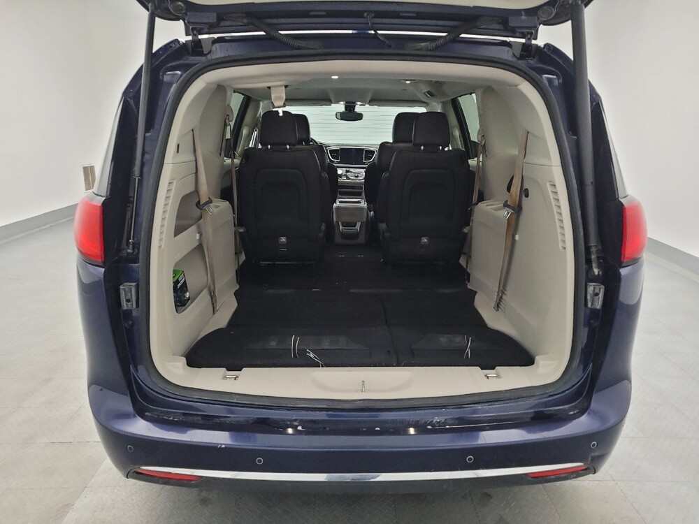 2017 Chrysler Pacifica in Fairfield, OH 45014 - 18075281 29