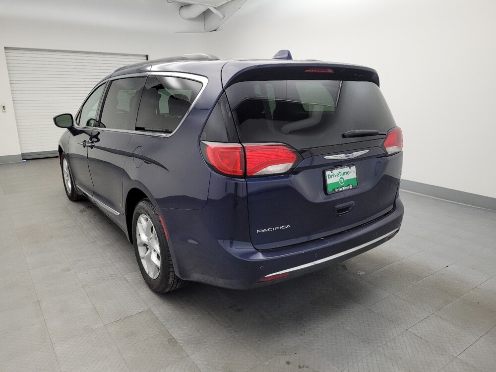 2017 Chrysler Pacifica in Fairfield, OH 45014 - 18075281 5