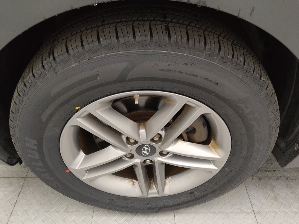 2017 Hyundai Santa Fe in Gastonia, NC 28056 - 18075299 31