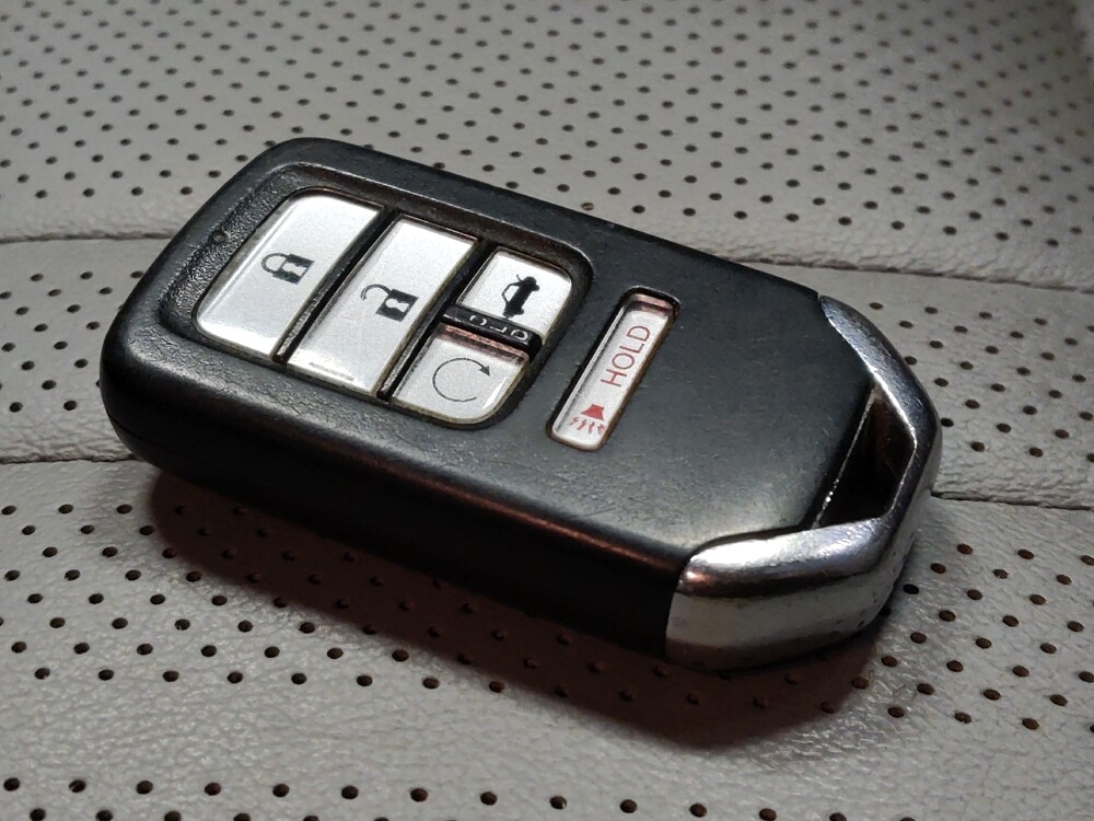 2018 Honda Accord in Chandler, AZ 85225 - 18075303 32