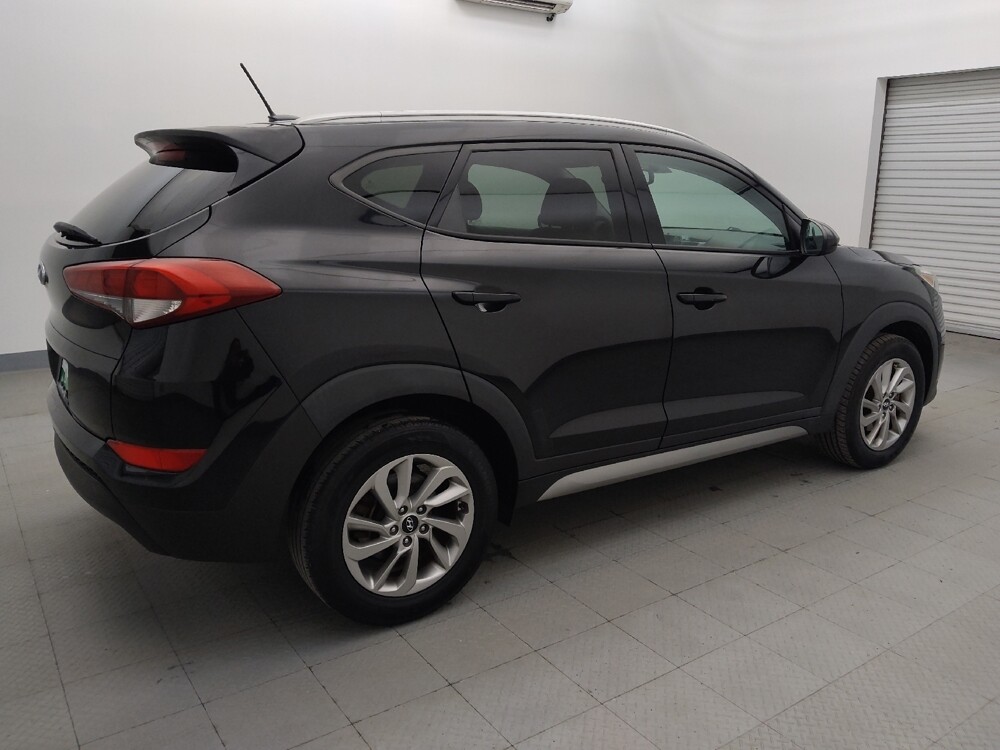 2017 Hyundai Tucson in Baton Rouge, LA 70816 - 18075311 10