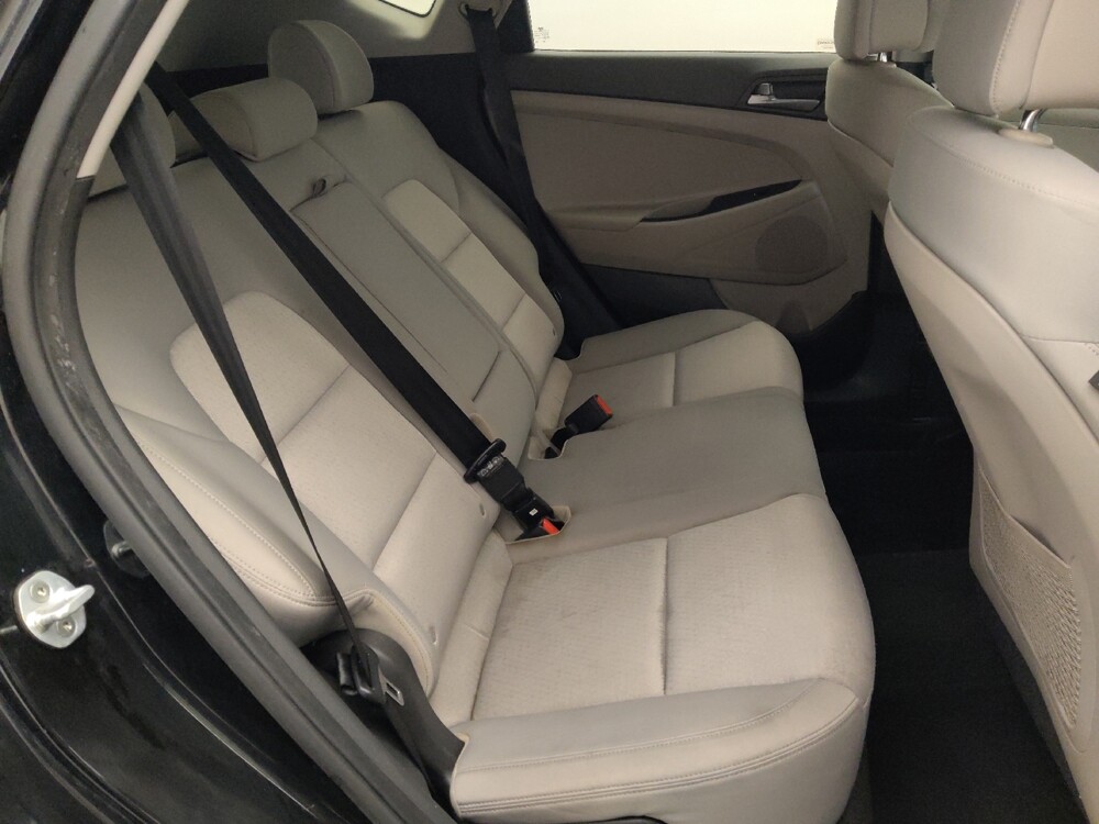 2017 Hyundai Tucson in Baton Rouge, LA 70816 - 18075311 19