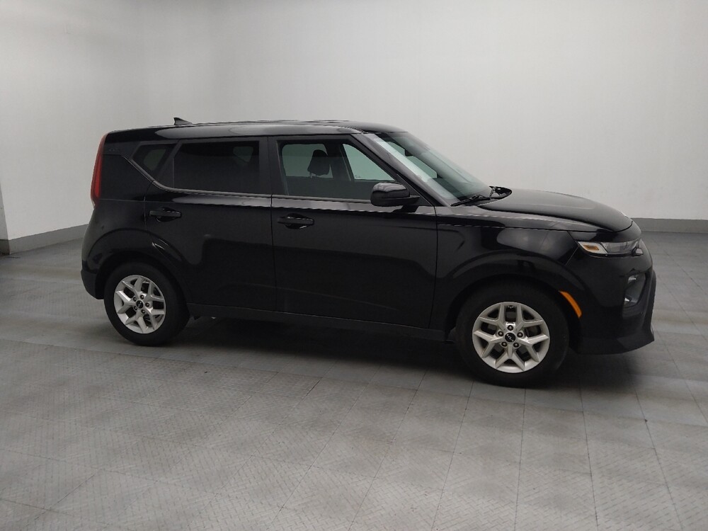 2022 Kia Soul in Conyers, GA 30094 - 18075315 11
