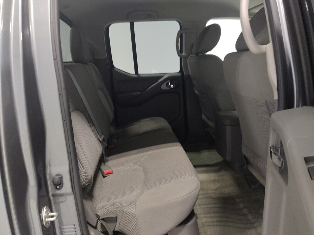 2017 Nissan Frontier in Columbus, OH 43228 - 18075325 19