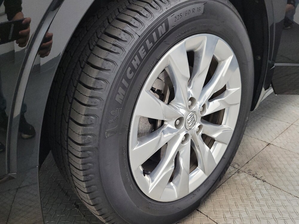 2017 Buick Envision in Chandler, AZ 85225 - 18075329 31