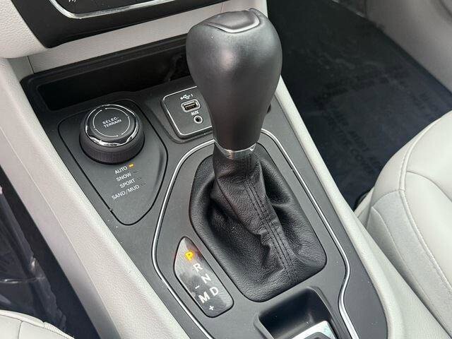 2021 Jeep Cherokee in Mesa, AZ 85212 - 18075346 24