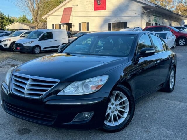 2010 Hyundai Genesis in Flowery Branch, GA 30542 - 18075347 7