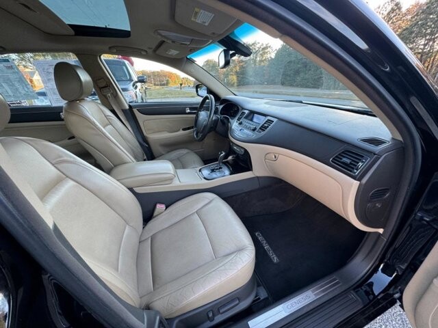 2010 Hyundai Genesis in Flowery Branch, GA 30542 - 18075347 10