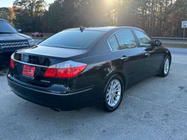 2010 Hyundai Genesis in Flowery Branch, GA 30542 - 18075347 6