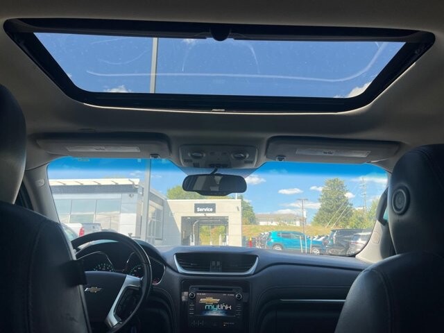 2017 Chevrolet Traverse in Winchester, VA 22602 - 18075370 14