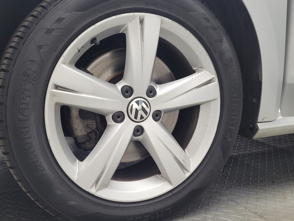 2015 Volkswagen Passat in Bakersfield, CA 93309 - 18075383 31