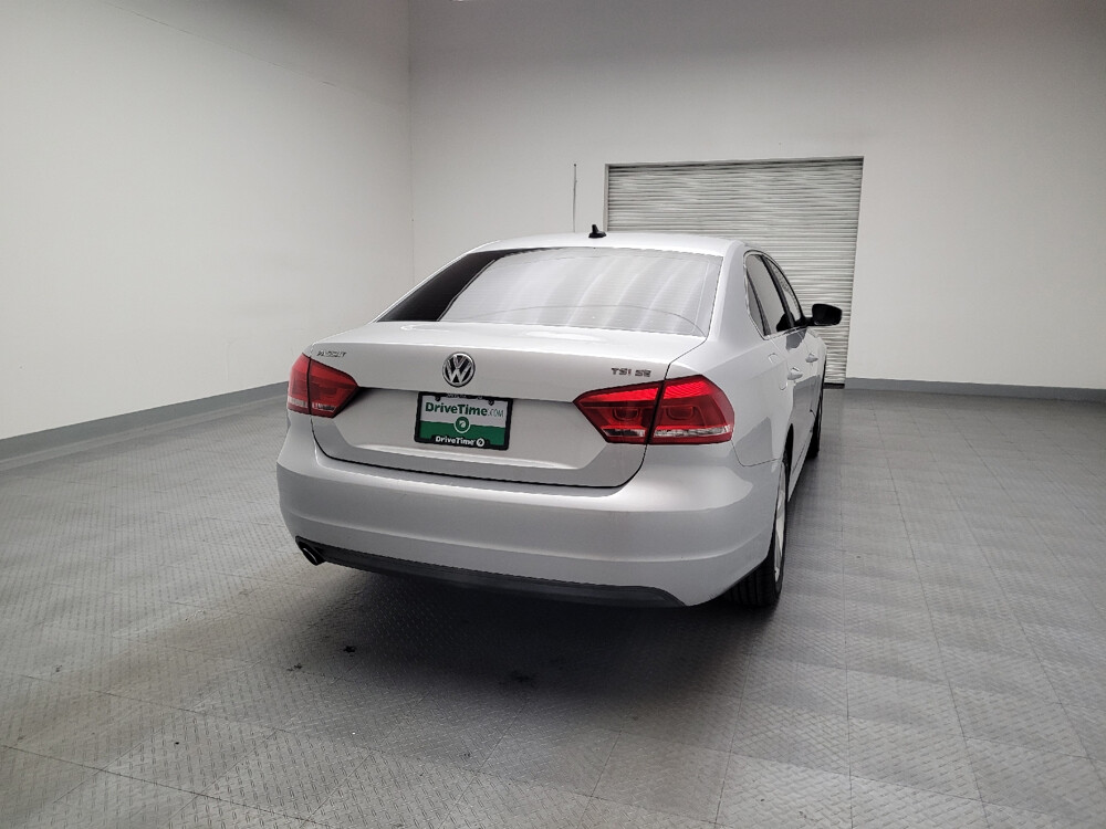 2015 Volkswagen Passat in Bakersfield, CA 93309 - 18075383 7