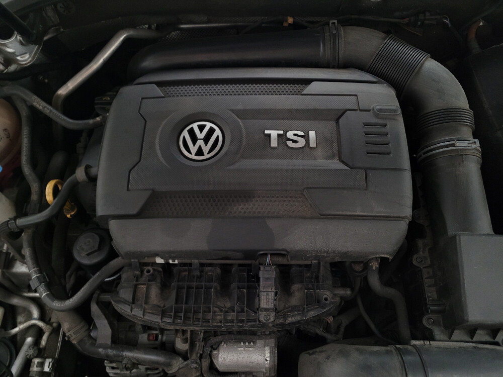 2015 Volkswagen Passat in Bakersfield, CA 93309 - 18075383 30