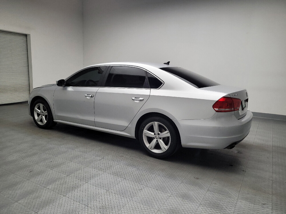 2015 Volkswagen Passat in Bakersfield, CA 93309 - 18075383 3