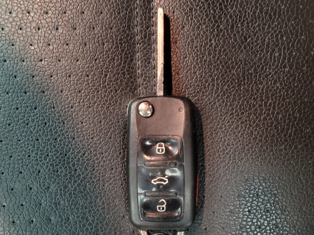 2015 Volkswagen Passat in Bakersfield, CA 93309 - 18075383 32