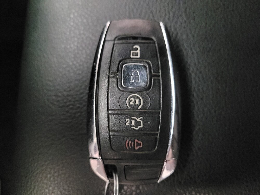 2017 Lincoln MKC in Riverside, CA 92504 - 18075387 32