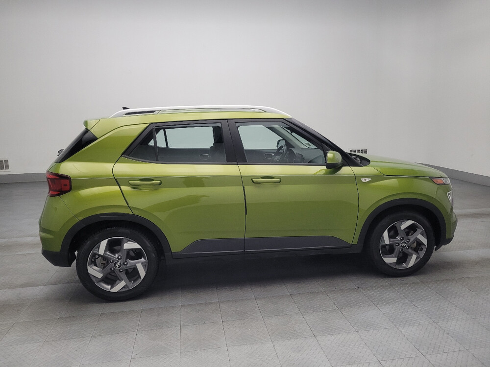 2022 Hyundai Venue in Stone Mountain, GA 30083 - 18075391 10