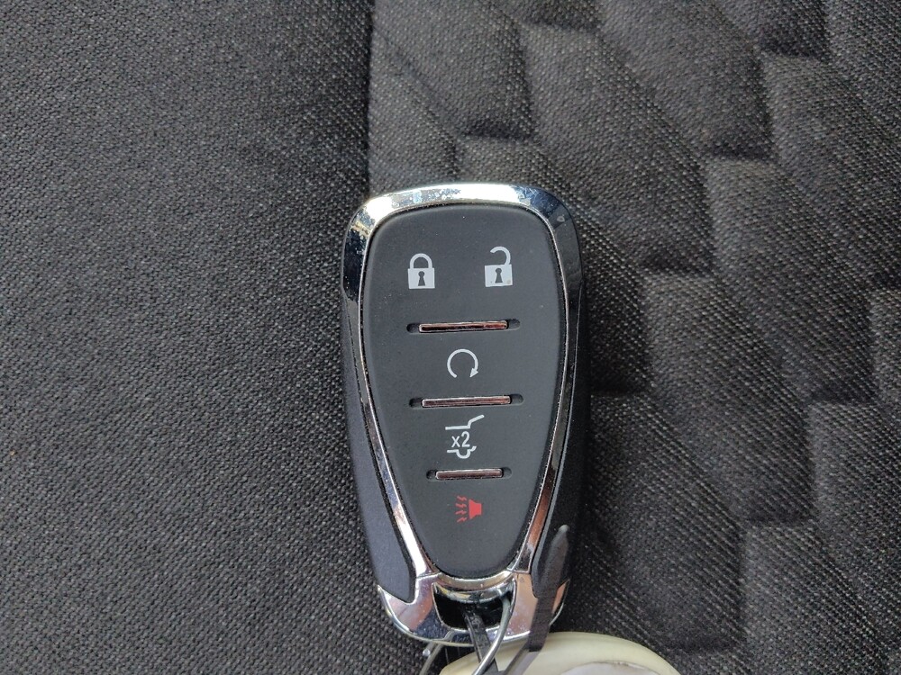 2019 Chevrolet Equinox in Arlington, TX 76011 - 18075418 32