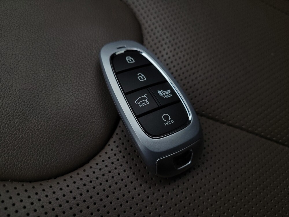 2022 Hyundai Santa Fe in Chandler, AZ 85225 - 18075430 32