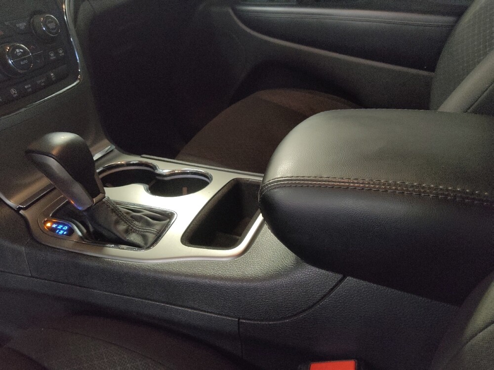 2018 Jeep Grand Cherokee in Tampa, FL 33619 - 18075446 26