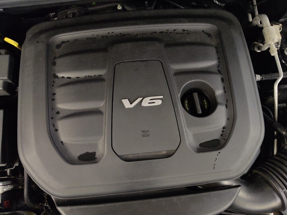 2018 Jeep Grand Cherokee in Tampa, FL 33619 - 18075446 30