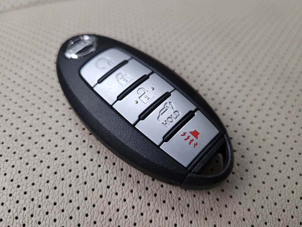 2017 Nissan Murano in Phoenix, AZ 85015 - 18075452 32