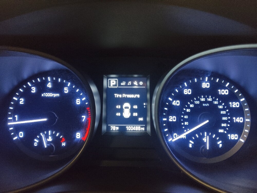 2018 Hyundai Santa Fe in Jacksonville, FL 32225 - 18075454 23