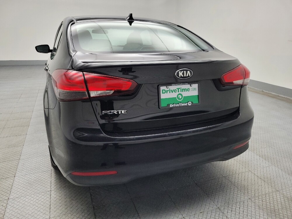 2018 Kia Forte in Lombard, IL 60148 - 18075455 6