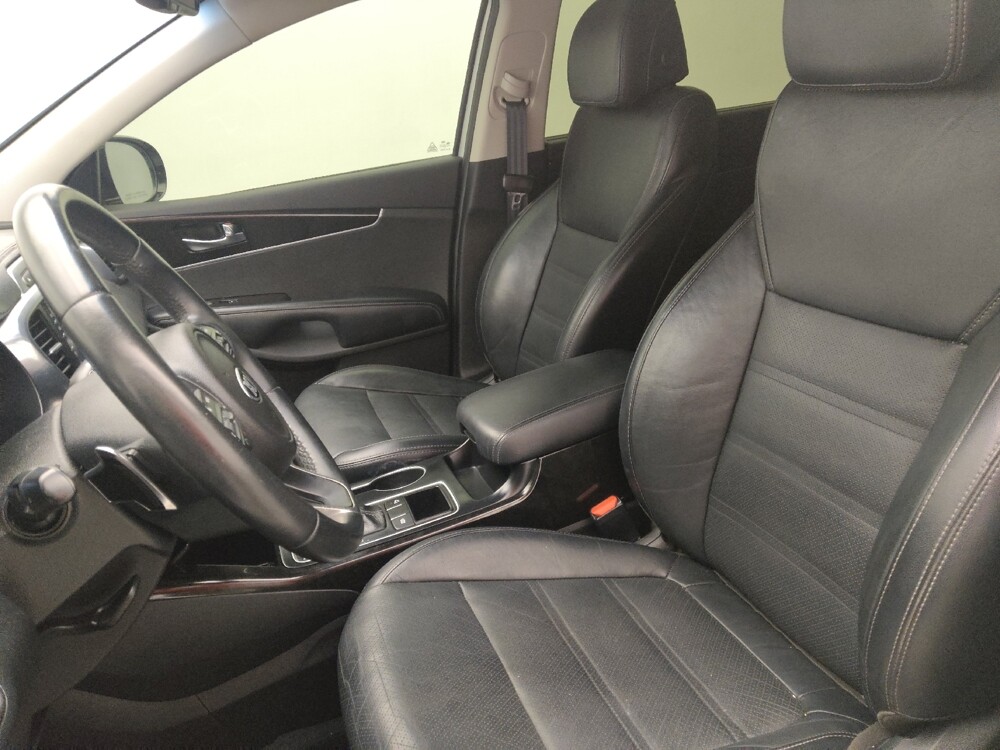 2017 Kia Sorento in Kissimmee, FL 34744 - 18075459 17