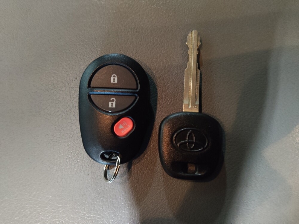 2012 Toyota Tundra in Ocala, FL 34471 - 18075463 32