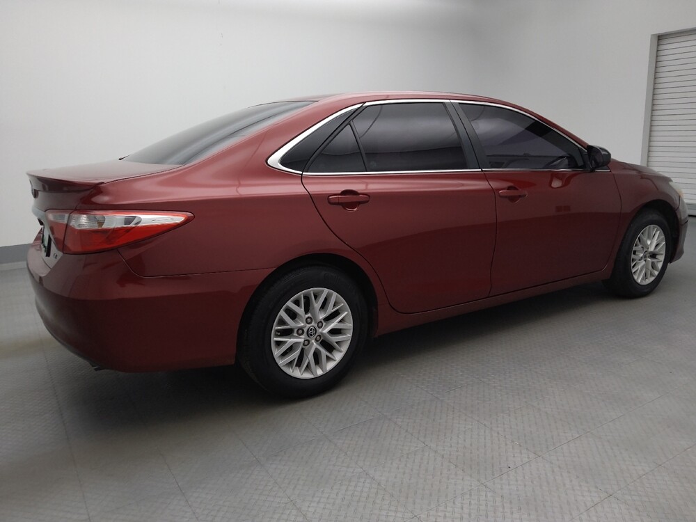2016 Toyota Camry in Springfield, MO 65807 - 18075492 10