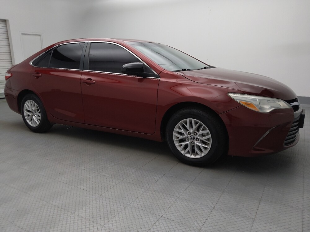 2016 Toyota Camry in Springfield, MO 65807 - 18075492 11