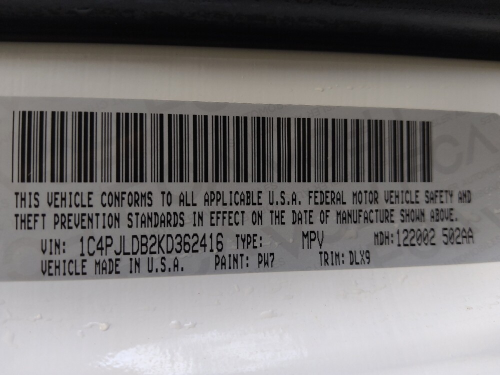 2019 Jeep Cherokee in Houston, TX 77034 - 18075518 33