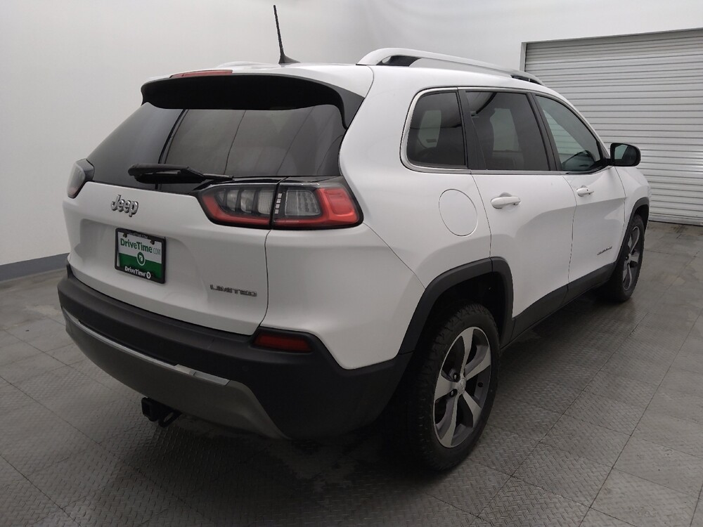 2019 Jeep Cherokee in Houston, TX 77034 - 18075518 9