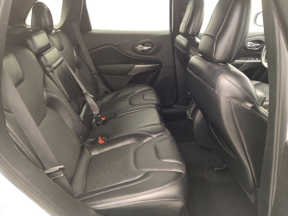 2019 Jeep Cherokee in Houston, TX 77034 - 18075518 19