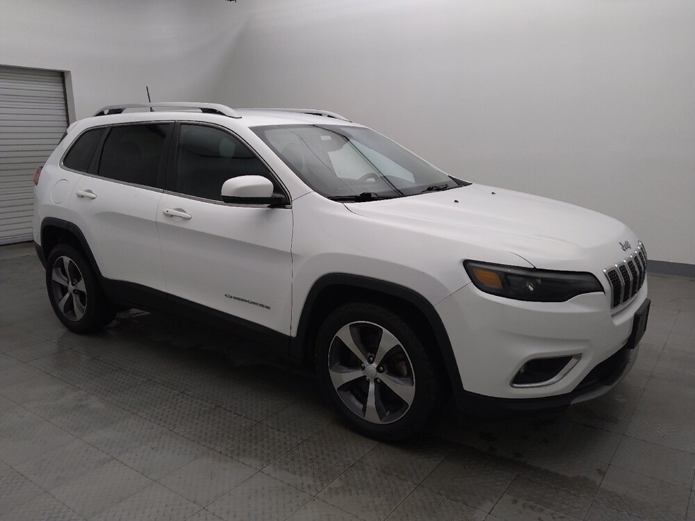 2019 Jeep Cherokee in Houston, TX 77034 - 18075518 11