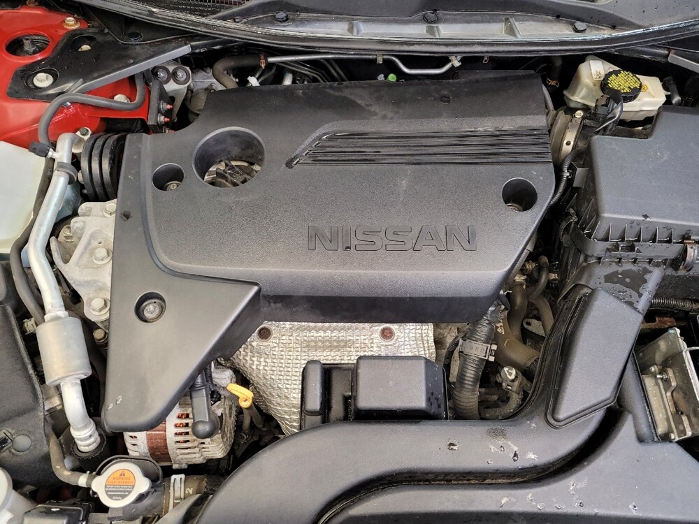 2017 Nissan Altima in Miamisburg, OH 45342 - 18075526 30