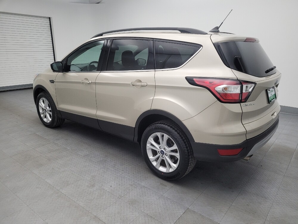 2018 Ford Escape in Miamisburg, OH 45342 - 18075528 3