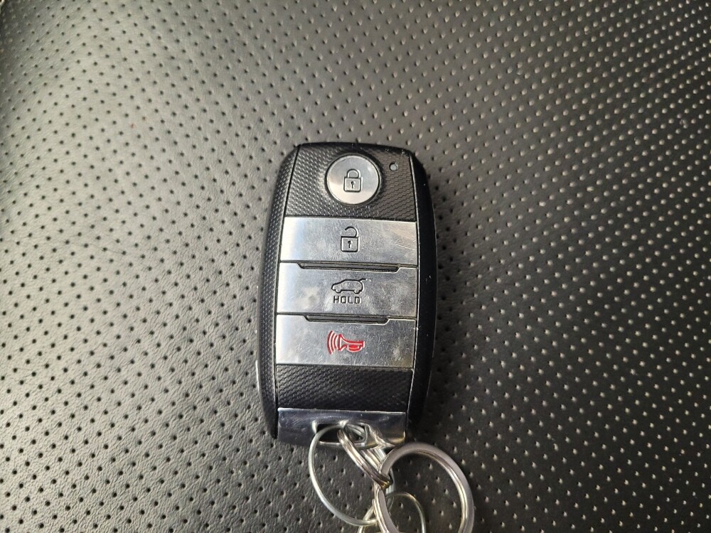 2014 Kia Sorento in Maple Heights, OH 44137 - 18075529 32