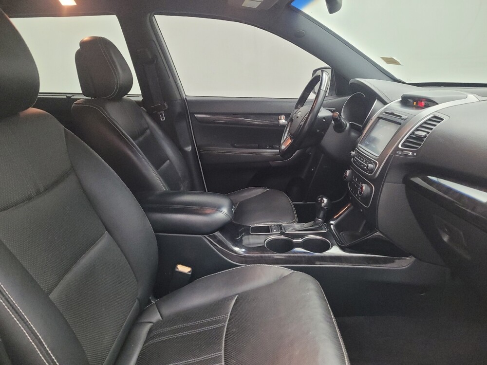 2014 Kia Sorento in Maple Heights, OH 44137 - 18075529 21