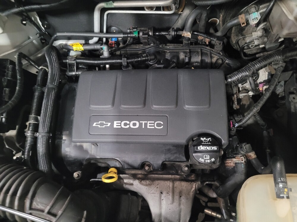 2018 Chevrolet Trax in Plymouth Meeting, PA 19462 - 18075546 30