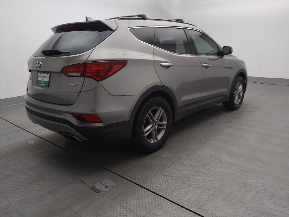 2017 Hyundai Santa Fe in St. Louis, MO 63136 - 18075556 9
