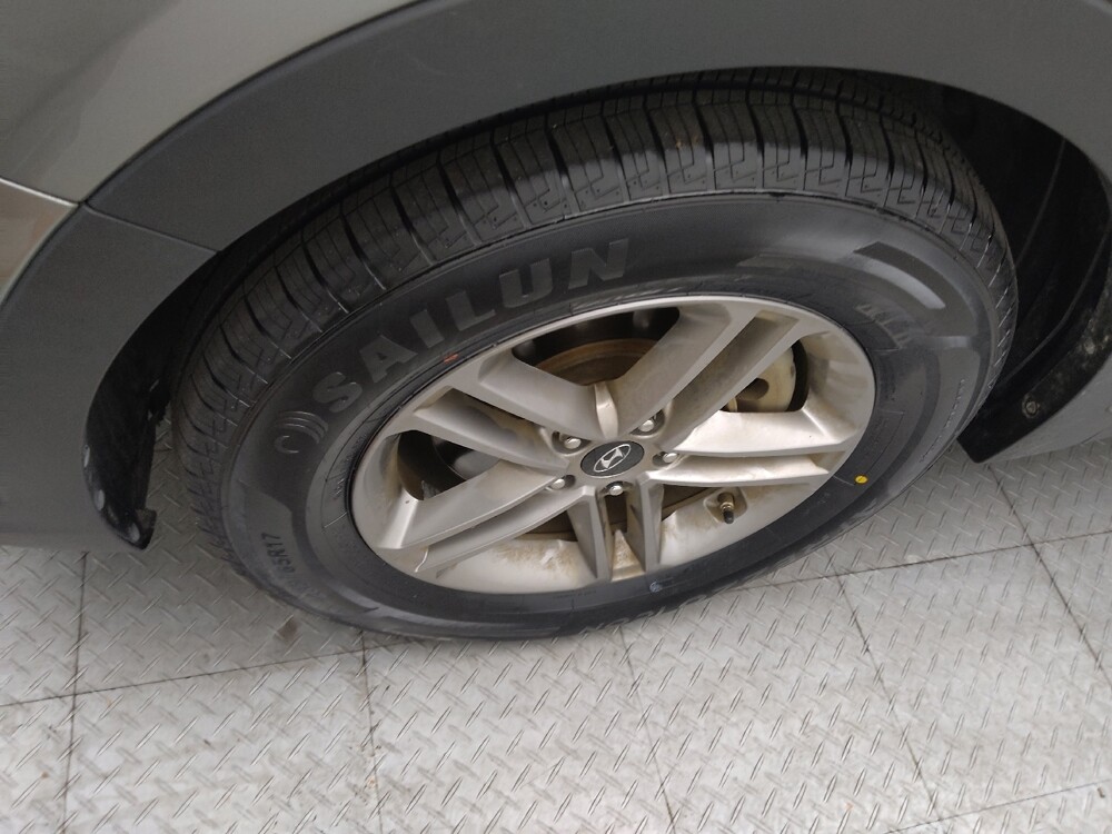 2017 Hyundai Santa Fe in St. Louis, MO 63136 - 18075556 31