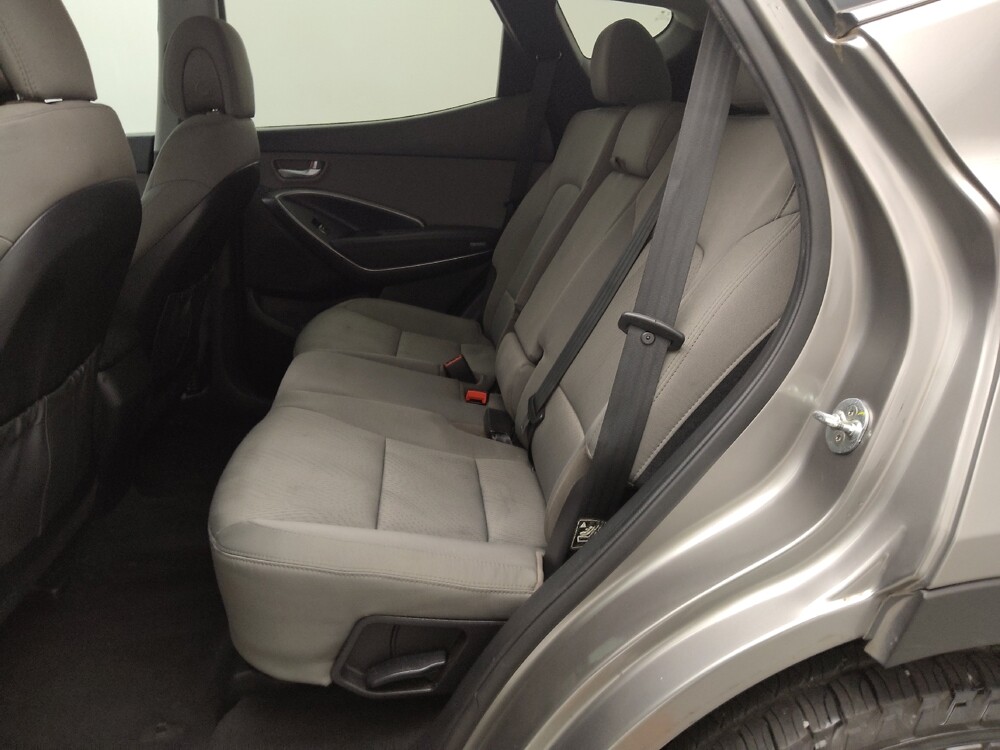 2017 Hyundai Santa Fe in St. Louis, MO 63136 - 18075556 18