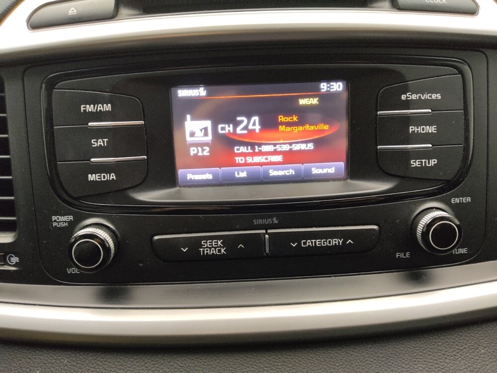 2016 Kia Sorento in Des Moines, IA 50310 - 18075567 25