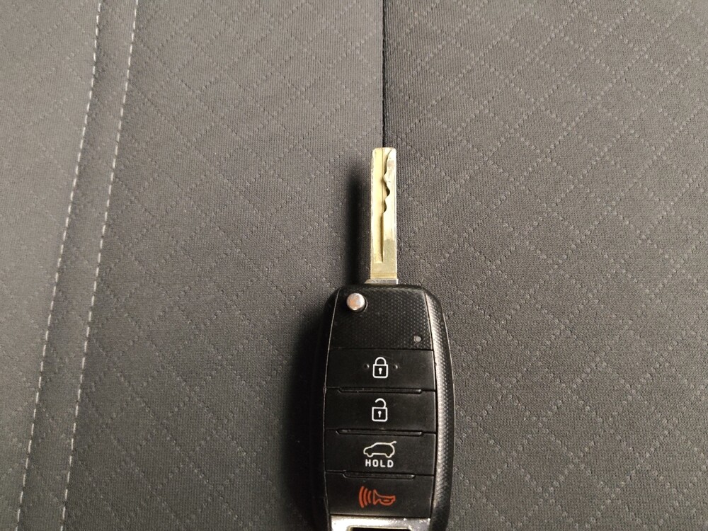 2016 Kia Sorento in Des Moines, IA 50310 - 18075567 32