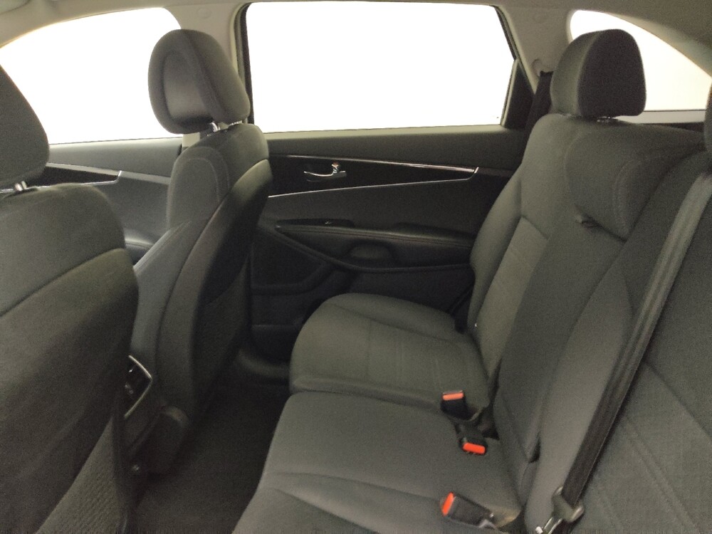 2016 Kia Sorento in Des Moines, IA 50310 - 18075567 18